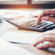 中古車を売却する際の仕訳はややこしい！法人・個人事業主ごとの会計処理8パターンを解説