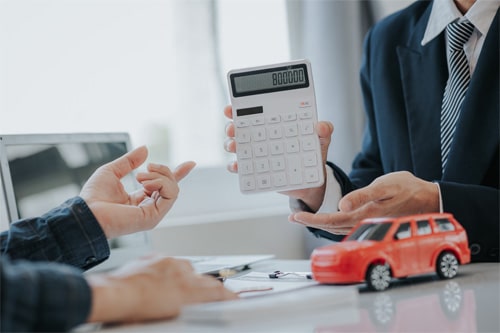 車買取で消費税を交渉に使う方法