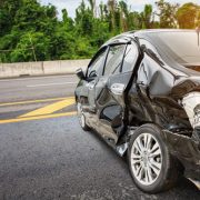 事故車は買取ってもらえるの？事故車を売却する際の流れを解説