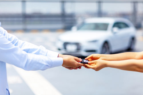 車を下取りに出す際の代車の利用方法について