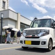 4ナンバーの軽自動車の税金は安いの？