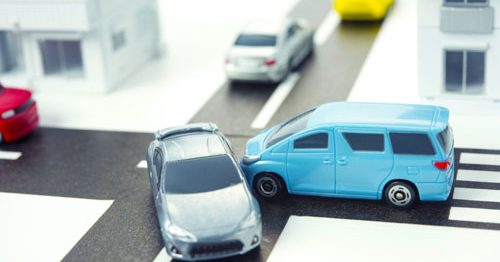 自動車保険はもらい事故の際でも自分の保険を使える？事故に遭った場合の対応を解説