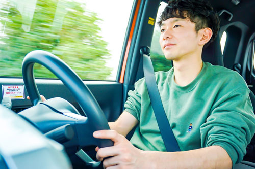 軽自動車の乗り換えのタイミングは、車の走行距離や車検の時期、ライフスタイルの変化などが目安となります