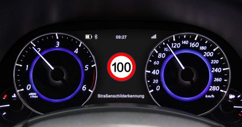 軽自動車の最高速度は何kmなの？