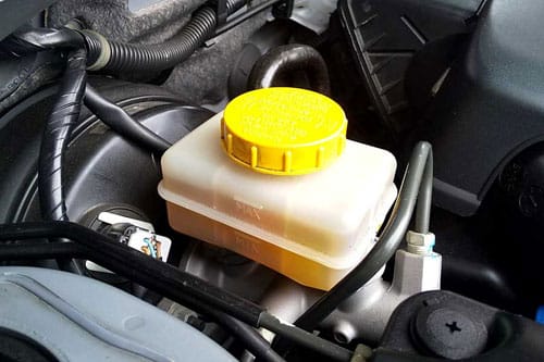 ブレーキフルードの色