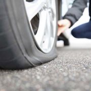 車のタイヤの空気圧は定期的に点検しよう！その方法について紹介