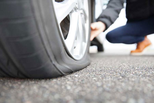 車のタイヤの空気圧は定期的に点検しよう その方法について紹介 車買取 車査定のグー運営