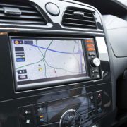 車の査定にカーナビは影響する？カーナビの扱いについて紹介します！