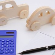 2台目以降の自動車保険が安くなる！？セカンドカー割引の条件や注意点について解説