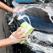 車を買取査定に出す前に洗車はすべき？そのメリットとデメリットを解説
