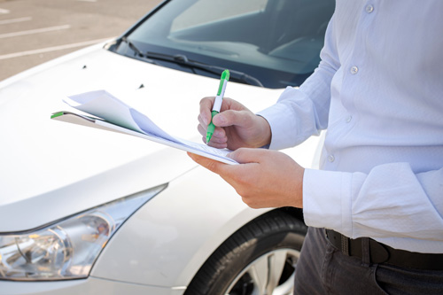 車の色が下取り価格に及ぼす具体的な影響を解説