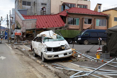 車両保険では地震による全損は補償されない