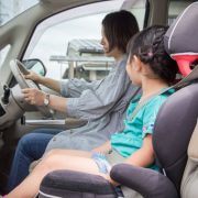 軽自動車のチャイルドシートはどう選べばいい？選び方や注意点などをご紹介