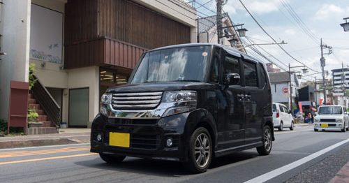 自賠責保険は軽自動車にも加入義務がある！その費用や補償額限度なども紹介