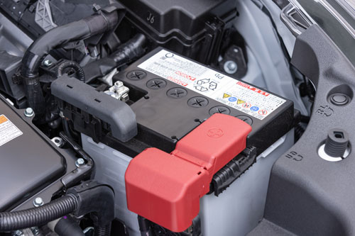 ハイブリッド車に必要な2つのバッテリーとは？