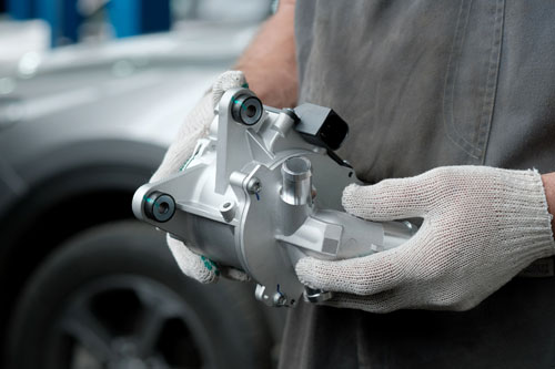 近年では電動のウォーターポンプが増加している