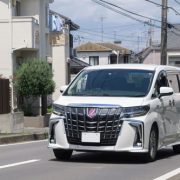 ハイブリッド車の航続距離はどのくらい？メリット・デメリットや航続距離を伸ばすコツを解説！