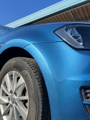 【印西　我孫子　成田　白井　鎌ヶ谷　八千代　栄町　の点検・整備はオートランナーへ！】フォルクスワーゲン　フロントバンパー+フロントフェンダー修理　ゴルフ　板金・外装補修