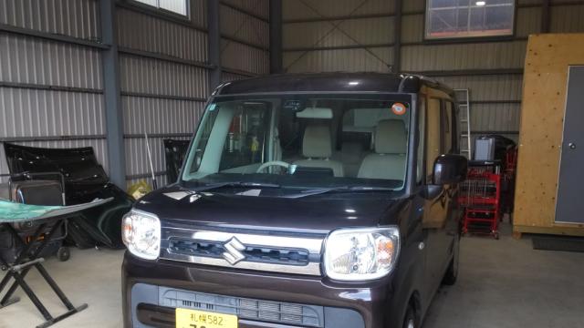 スズキ スペーシアのフロントガラス交換