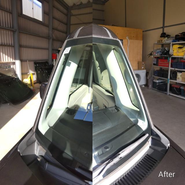 スズキ スペーシアのフロントガラス交換