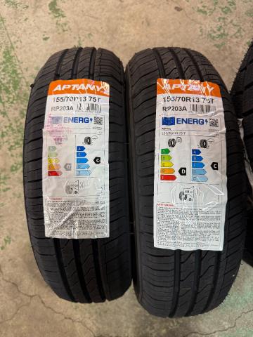 ホンダ　バモス　タイヤ交換