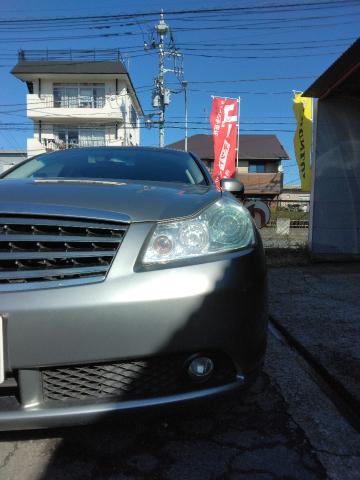 日産　フーガ　17インチ新品タイヤ持ち込み交換＋ローテーション作業