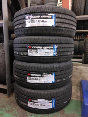 三菱　アウトランダーＰＨＥＶ　20インチ新品タイヤ持ち込み交換