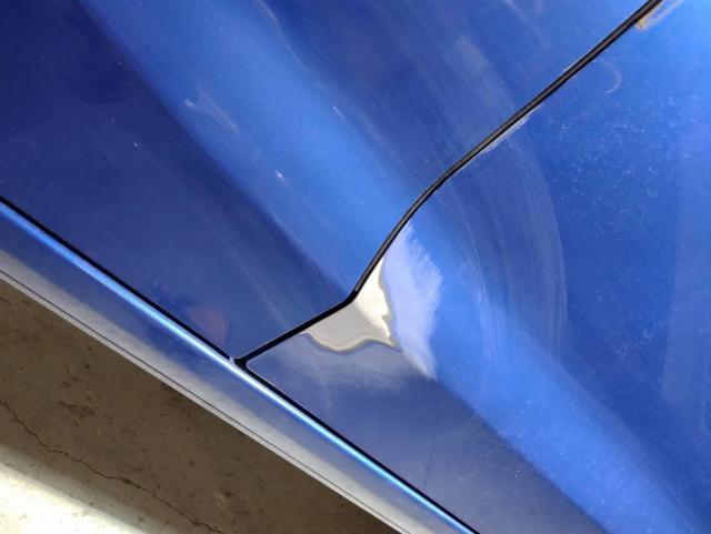 ホンダ　フィット　板金・外装補修　サビ修理
