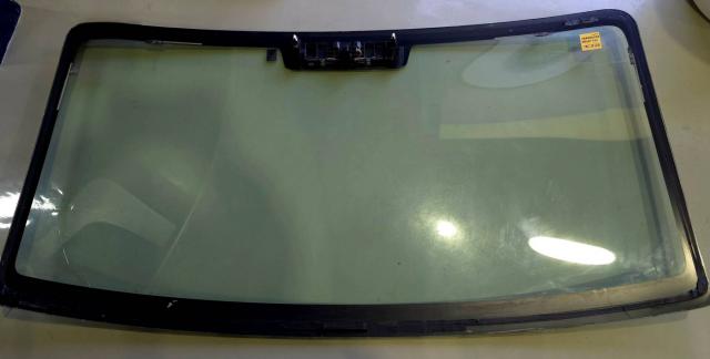 大阪府茨木市　スズキ　エブリイ　飛び石　フロントガラス交換　エーミング　GLASSIC（グラシック）