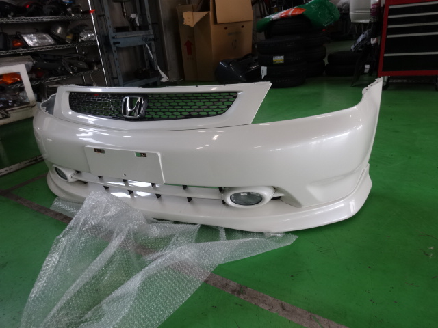 ストリーム　中古フロントバンパー交換