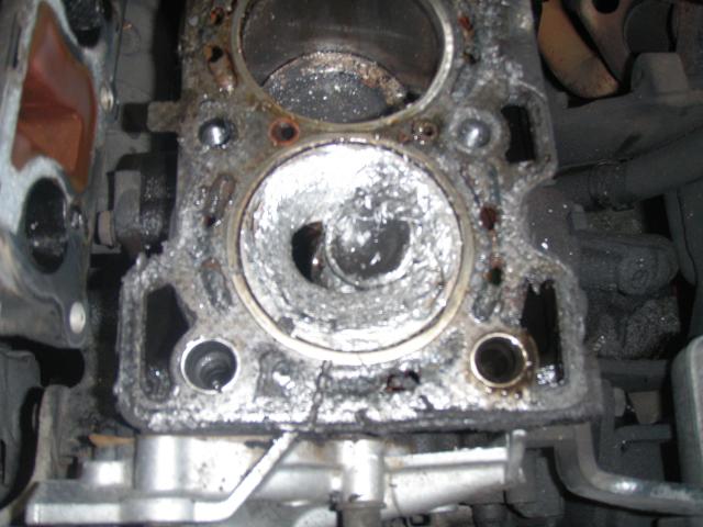 ジムニーのエンジン修理　豊橋市　自動車修理