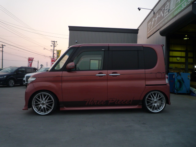 タント　Ｌ３７５Ｓ　１７インチ　タイヤ持込み交換