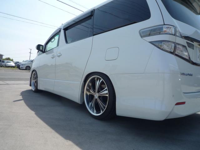 ヴェルファイア　車高調持込み取付