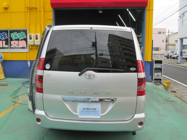 トヨタ　ノア車検入庫しました！！