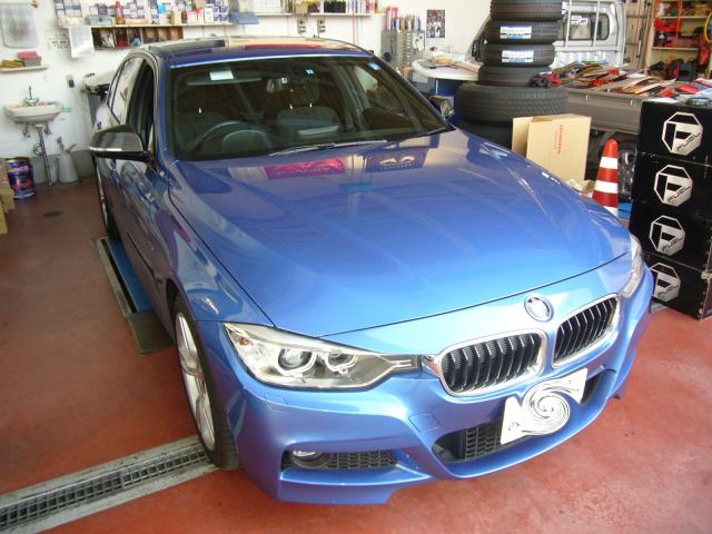 H25年式　BMW　320ｄ　Mスポーツ ブレーキパット交換