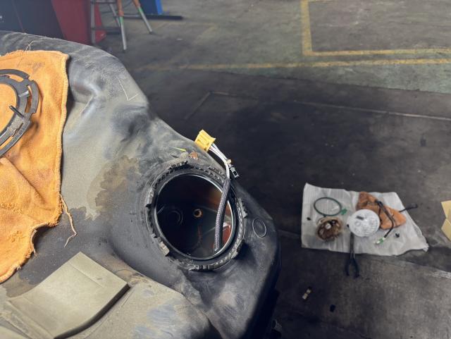 ランドローバー　レンジローバーイヴォーク　名古屋市緑区イヴォーク修理　大府市土日ランドローバー車検　名古屋市南区レンジローバー修理　名古屋市土日輸入車修理　刈谷市イヴォーク修理　整備鈑金作業実績年間5800台超