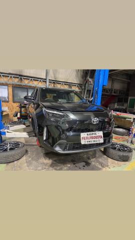 トヨタ　ヤリスクロス　車検
名古屋緑区土日車検