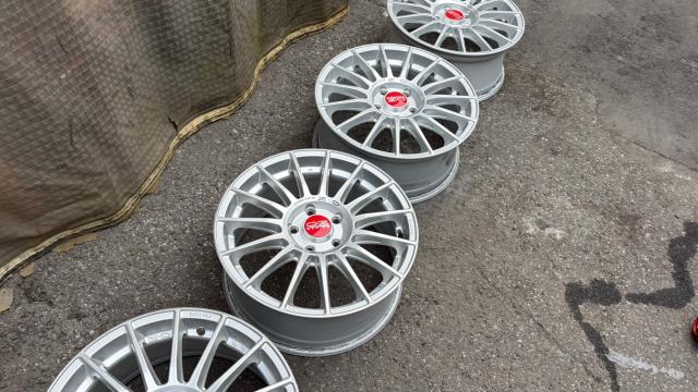 ＭＩＮＩ　ＭＩＮＩ　F57 ホイール交換