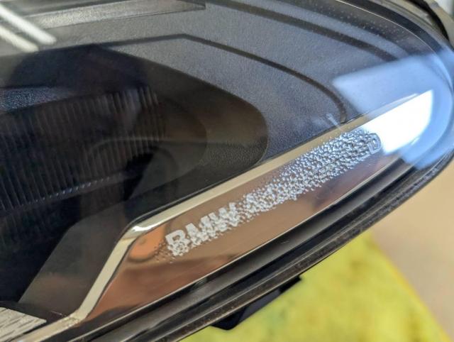 【ＢＭＷ　535i】【ヘッドライトカバーのシーリング処理】