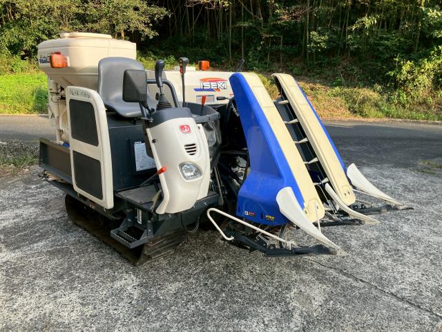 農機具買取　ISEKI　コンバイン　出張買取　農家の味方　岡山市北区　総社市　倉敷市　吉備中央町　高梁市　岡山市南区　岡山市中区　岡山市東区　トラクター　田植え機　発動機　農機具