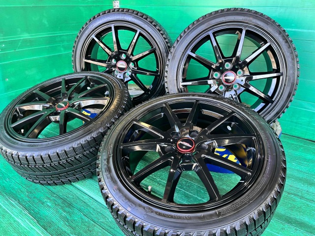 ＭＩＮＩ　ＭＩＮＩ　パーツ情報
ミニ3ドア、5ドアに装着できる17インチ溝たっぷりスタッドレスセット入庫です！
Swindon　17インチ　ジョンクーパーワークス対応！