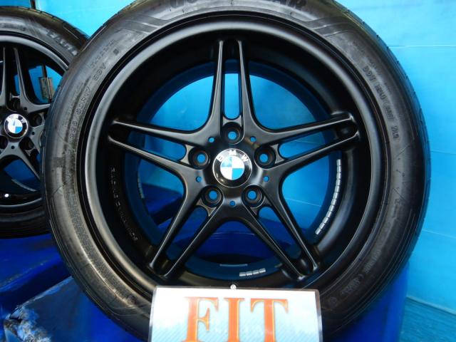 ＢＭＷ　３シリーズ　パーツ情報
BMW3シリーズ、4シリーズ、X1に装着できる17インチセット入庫です！
レーシングダイナRD3　17インチ　BMW承認ランフラットタイヤ付！