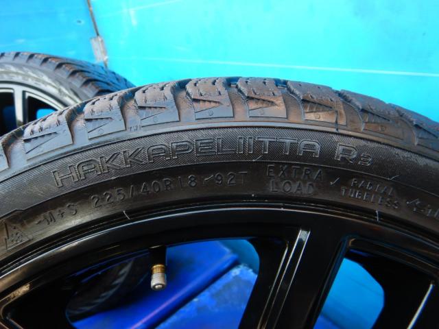 ＢＭＷ　１シリーズ　パーツ情報
BMW1シリーズ、2シリーズグランクーペ、ミニクラブマンに装着できる18インチスタッドレスセット入庫です！
MAK　FAHR　18インチ　ノキアン製スタッドレス付！