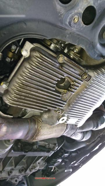 アルファロメオ １４７ オイル漏れ点検整備