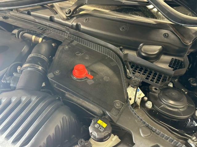 ミニ ＪＣＷ│バッテリー交換作業【世田谷区】東京都世田谷区のジェミーズ株式会社　渋谷区　目黒区　港区　品川区　横浜市　新規のお客様大歓迎　代車　レッカー