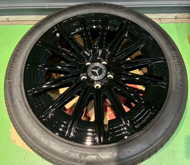 メルセデスベンツ GLB200d／ホイールコーティングのご紹介です　東京都世田谷区のジェミーズ株式会社　渋谷区　目黒区　港区　品川区　神奈川　横浜市　川崎市　新規のお客様大歓迎　代車　レッカー