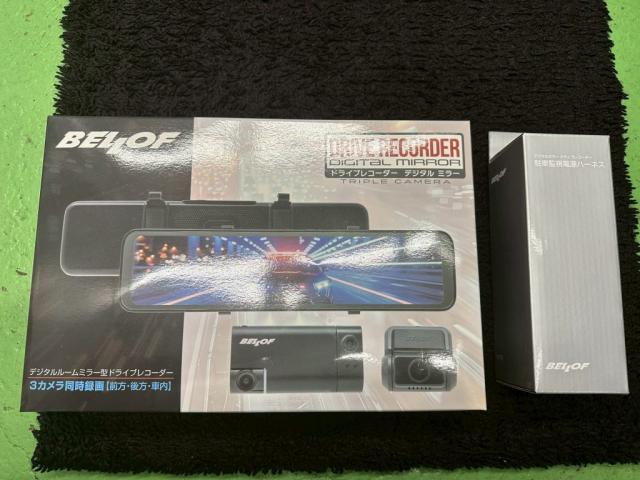 トヨタ プリウス│ デジタルミラー取付【世田谷区】 東京都世田谷区のジェミーズ株式会社　渋谷区　目黒区　港区　品川区　横浜市　新規のお客様大歓迎　代車　レッカー