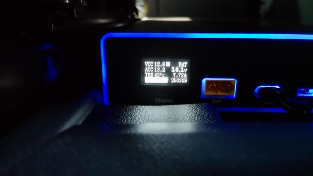 【90ヴォクシー｜VANTRUE ドライブレコーダー＋ICELLサブバッテリー取り付け】株式会社クローバー　横浜市持込　ドラレコ持込　新型ヴォクシー　90系　ヴォクシー　ノア　ドライブレコーダー持込　サブバッテリー　電装品取付